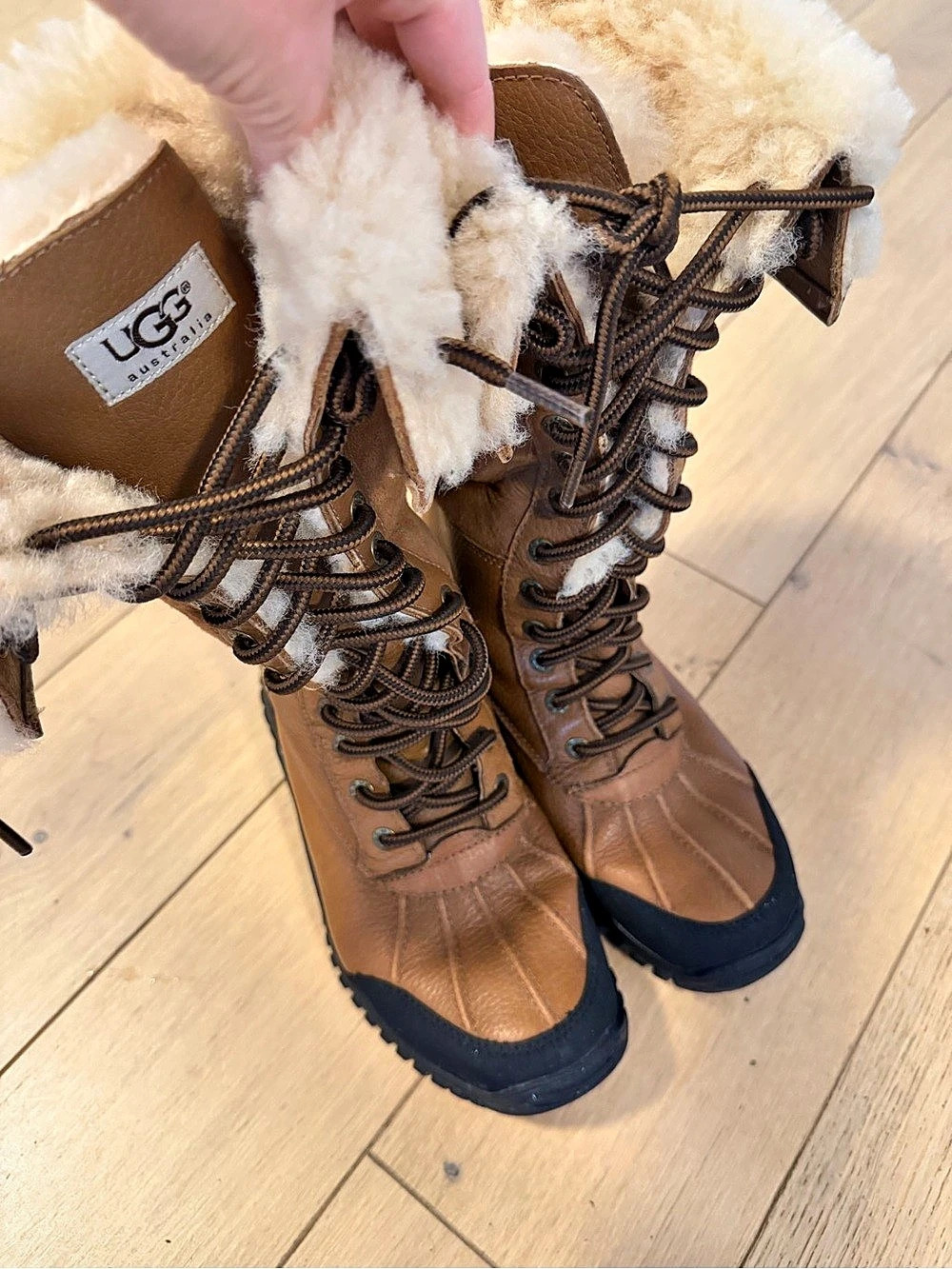 UGG Adirondack Tall Boots - Women's Size 8